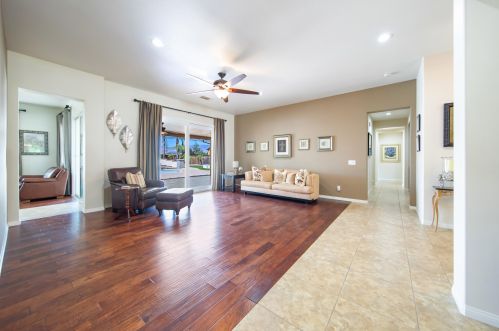 981 Park Ave, San Jacinto CA  92583-5407 exterior