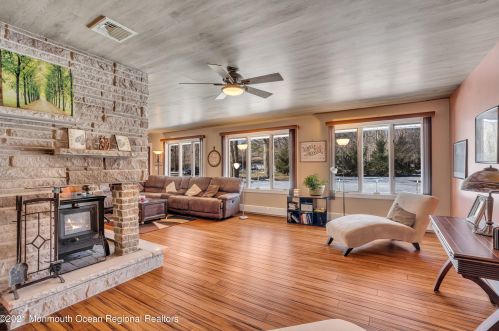 1018 Marlboro Rd, Old Bridge NJ  08857-3775 exterior