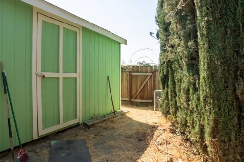 2130 Creek Ct, Newman CA  95360-1445 exterior