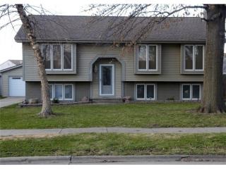 903 Gordon Ave, Norwalk IA  50211-1135 exterior