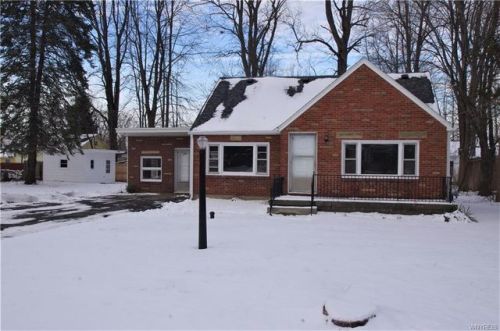 258 Garfield Ave, Angola NY  14006-9436 exterior