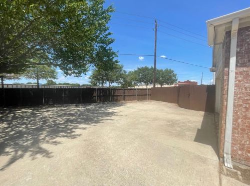 101 Bardwell Dr, Allen TX  75002-3952 exterior