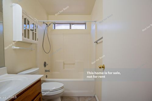 2601 79th Dr, Phoenix AZ  85043-7455 exterior