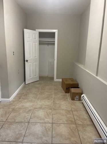 48 Highland St, Paterson NJ  07524-1712 exterior