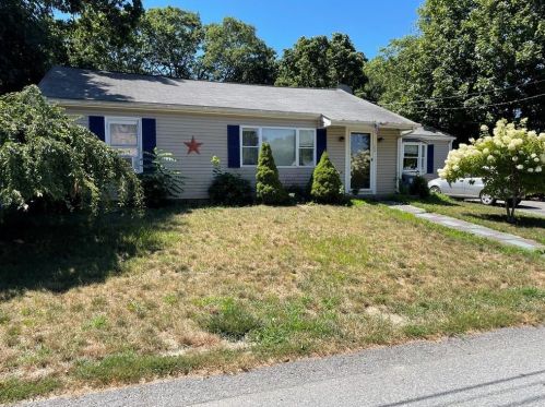 23 Hayden Ave, Tiverton, RI 02878-2106