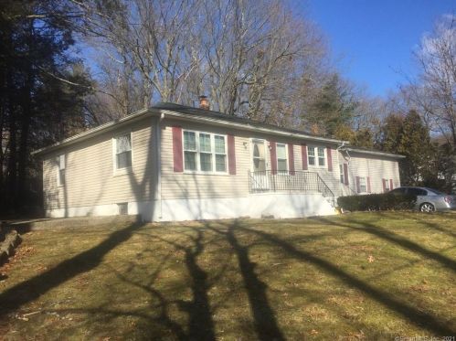 31 Farmwood Rd, Waterbury, CT 06704-2134