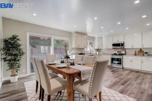 16651 Kildare Rd, San Leandro CA  94578-1215 exterior