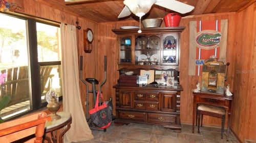 17639 Palamino Lk Dr, Dade City FL 33523-1949 exterior