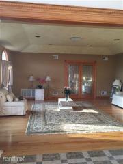 42 Indian Path, Monroe Twp NJ  08831-8009 exterior