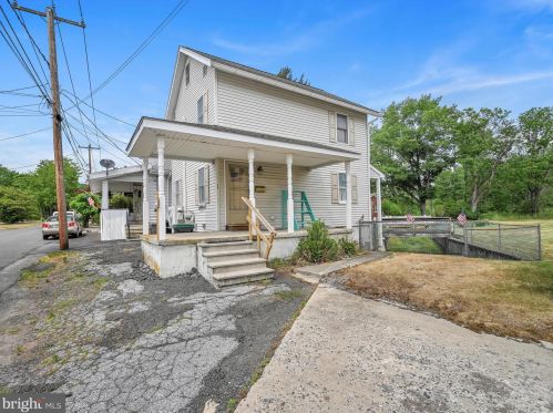 208 Long Ave, Molino, PA 17961-1712
