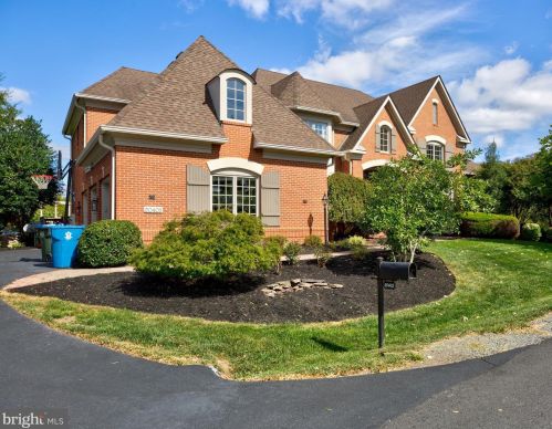 20405 Crimson Pl, Leesburg VA 20175-6362 exterior