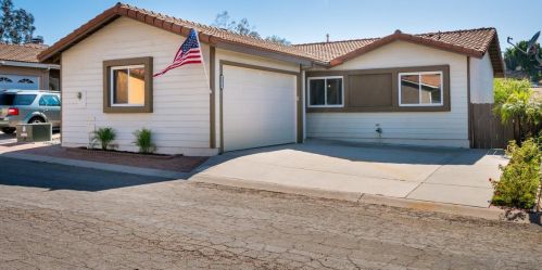 8418 Happy Way, El Cajon, CA 92021-2088