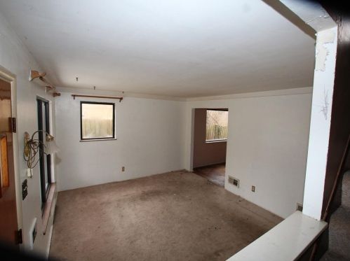 2353 Brokaw Ave, Cincinnati, OH 45225-1105