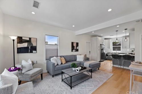 310 Francisca Ave, Redondo Beach, CA 90277-3804