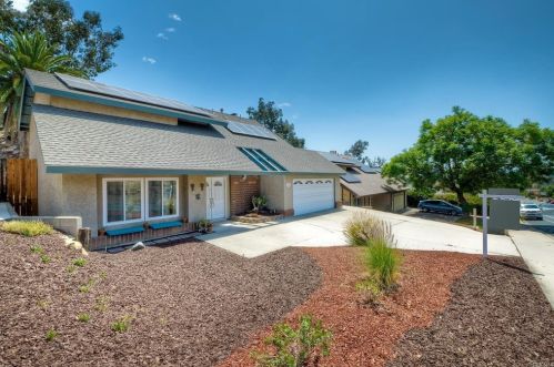 1636 Pepper Dr, El Cajon, CA 92021-3601
