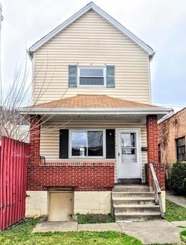 435 Monongahela Ave, Glassport, PA 15045-1422