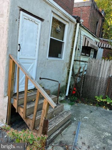 1223 Jackson St, Camden NJ  08104-3525 exterior