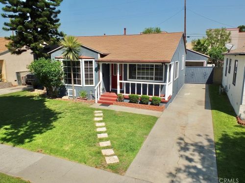 2843 Candlewood St, Lakewood, CA 90712-2127