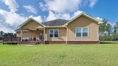 1716 Ledger Rd, Sunny Hills, FL 32428-5193