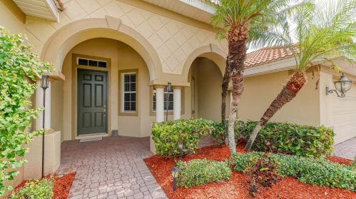 274 Montelluna Dr, Nokomis, FL 34275-6616