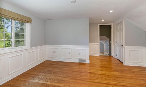 817 Rosewood Dr, Covington KY 41017-1385 exterior