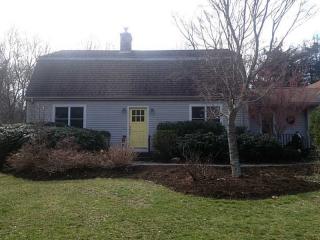 26 Bramblewood Cross Rd, Little Compton RI  02837-2002 exterior
