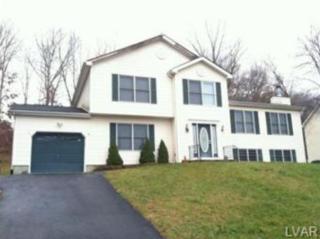 905 Horizon Dr, Stroudsburg, PA 18360-1976