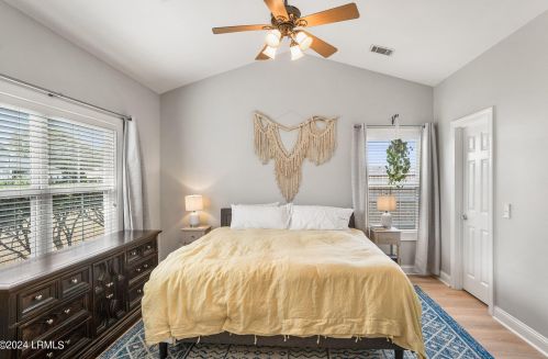 1012 Ferrets End, Beaufort SC  29902-5893 exterior