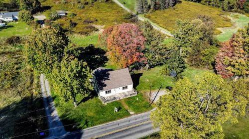 927 Hooker Rd, Karns City, PA 16041-1310