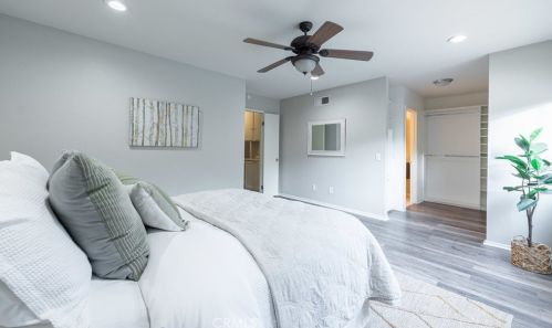 23128 Calvello Dr, Santa Clarita CA  91354-1360 exterior