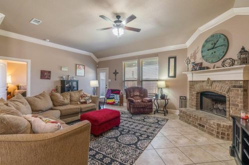 130 Red Cloud Dr, Greenville TX  75402-2801 exterior