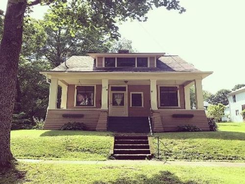123 Weeks St, Jamestown, NY 14701-3432