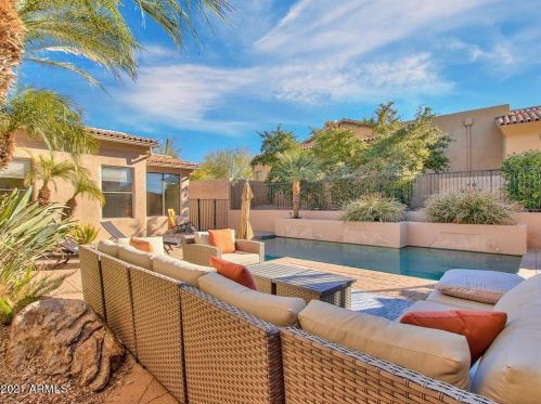 9390 Monument Dr, Scottsdale AZ 85262-4744 exterior