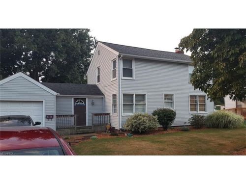 4114 4th St, Canton, OH 44708-3802