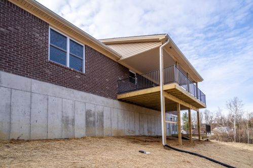 450 Pickett Dr, Covington KY  41011-1861 exterior