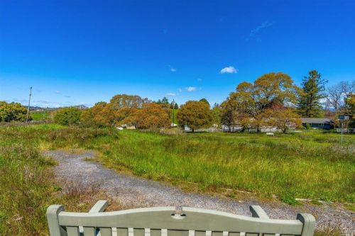 6301 Highland Pl, Sebastopol CA  95472-6100 exterior
