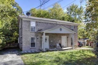 4918 Oakview Rd, Knoxville, TN 37918-1850