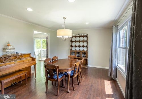 2945 Haverford Rd, Ardmore, PA 19003-1834