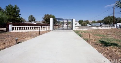 16305 Lost Canyon Rd, Santa Clarita, CA 91387-2119