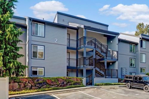 2607 4th St, Seattle, WA 98056-4054