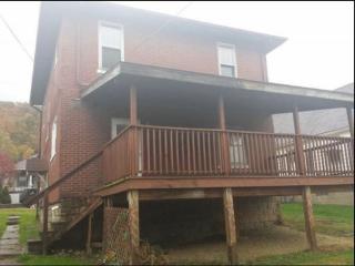 634 5th St, New Martinsville WV  26155-1931 exterior