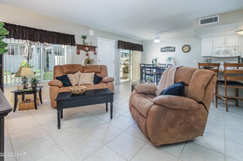 1761 Los Lagos Dr, Lake Havasu City, AZ 86403-6627