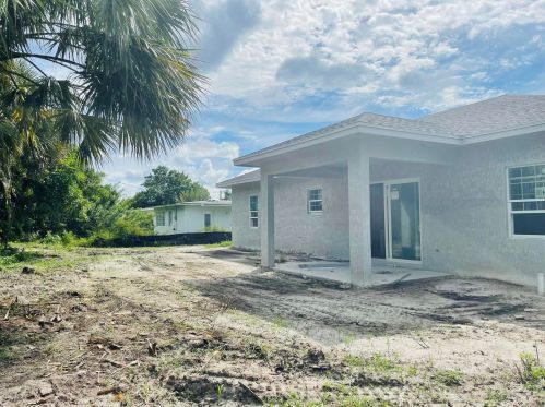 3117 Pruitt Rd, Fort Pierce FL  34952-5910 exterior