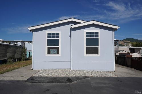 2338 Calico Ln, Santa Rosa, CA 95404-6302
