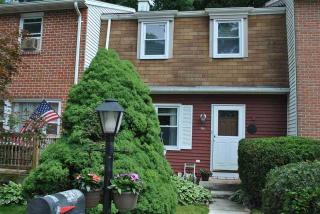 116 Covington Dr, Shrewsbury, PA 17361-1811