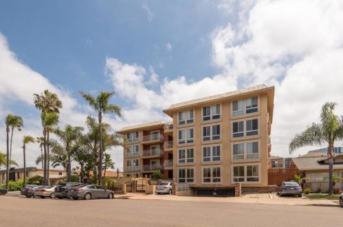 3939 Illinois St, San Diego CA 92104-3026 exterior