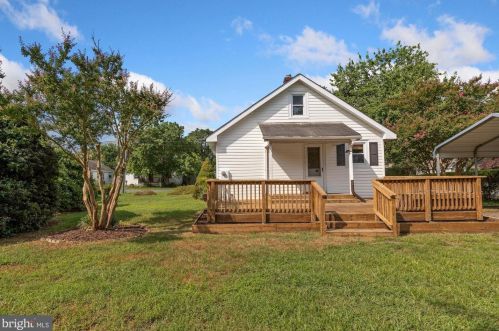 319 Third St, Fredericksburg VA  22408-2321 exterior