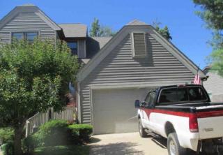 28 Forest Cove Dr, Akron, OH 44319-3648