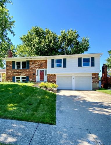 1863 Fallbrook Ln, Cincinnati, OH 45240-1013