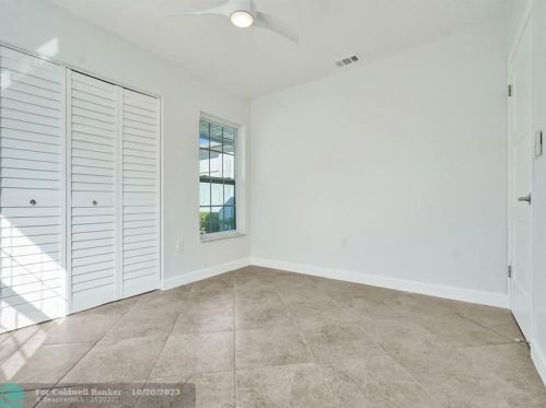 212 2nd Ct, Dania Beach FL  33004-4813 exterior